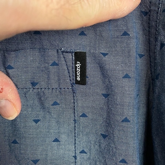 Ripzone Blue/Gray Patterned Men's Short Sleeve Button Up Shirt Size Large - Picture 3 of 11